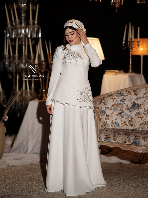 لباس عقد