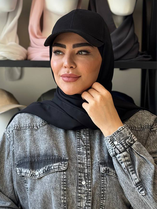 کلاه و شال پوشیده پرطرفدار